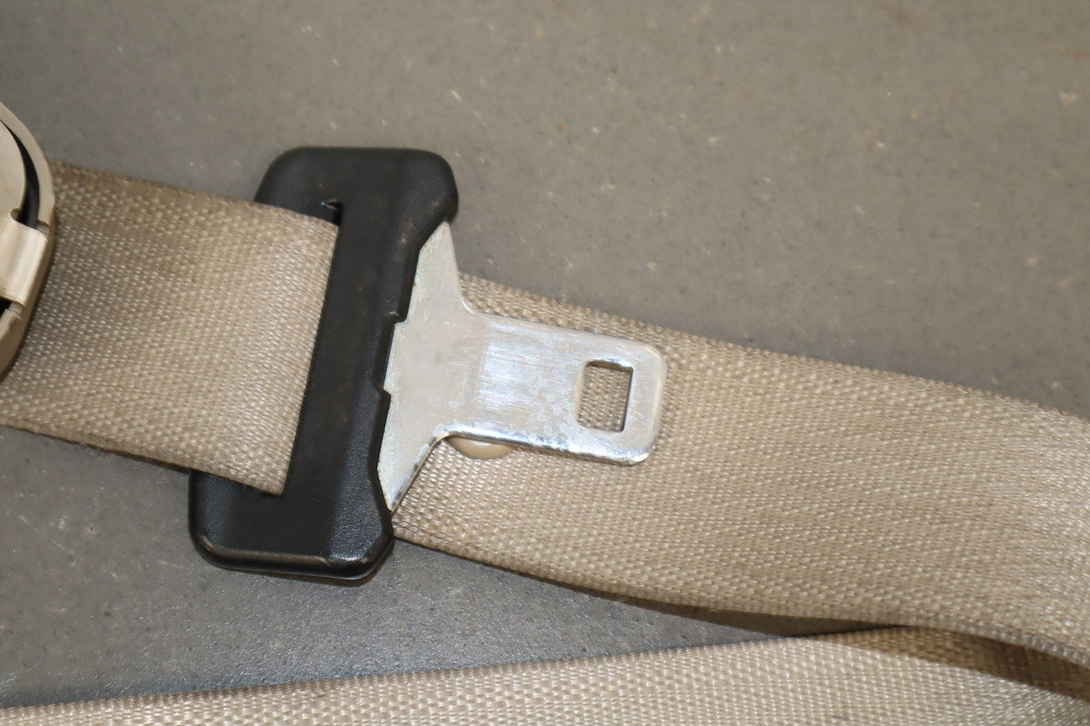 2005 Ford F-250 Super Duty Lariat Right Front Seat Belt Pebble AQ