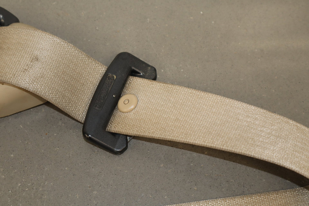 2005 Ford F-250 Super Duty Lariat Right Front Seat Belt Pebble AQ