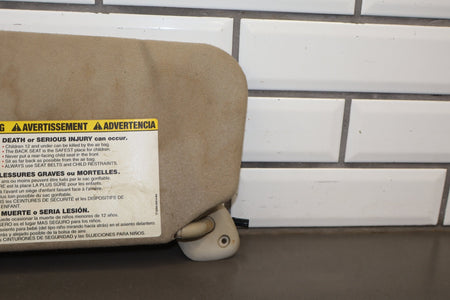2005 Ford F-250 Super Duty Lariat Sun Visor Pair Left/Right Pebble AQ