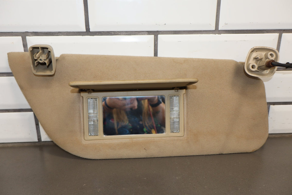 2005 Ford F-250 Super Duty Lariat Sun Visor Pair Left/Right Pebble AQ