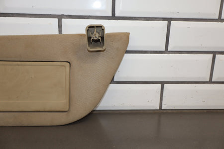 2005 Ford F-250 Super Duty Lariat Sun Visor Pair Left/Right Pebble AQ