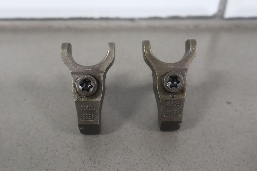 2005 Ford F250 6.0 Powerstroke OEM Fuel Injector Hold Downs (8)