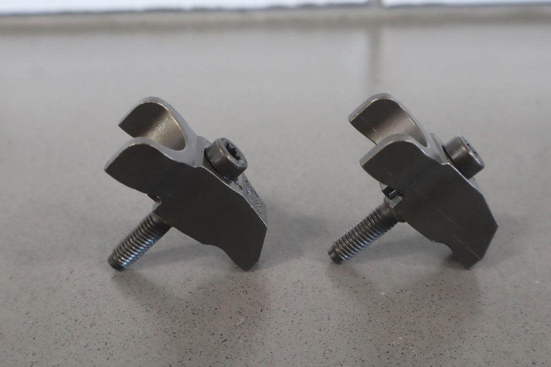 2005 Ford F250 6.0 Powerstroke OEM Fuel Injector Hold Downs (8)