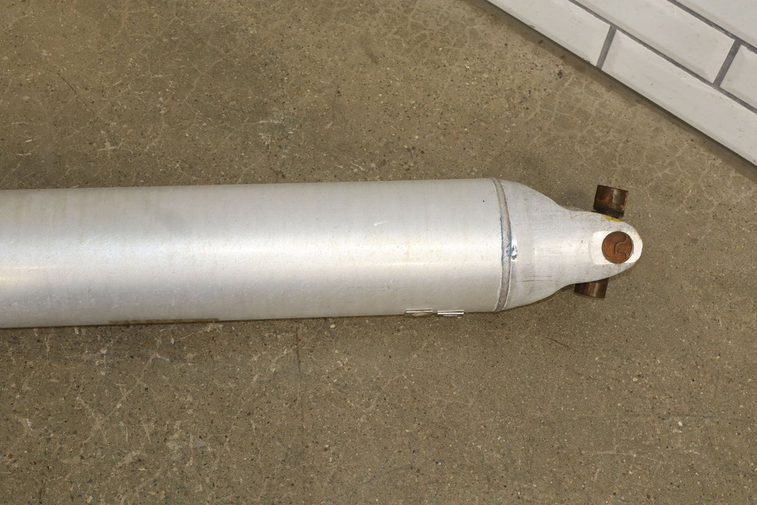 2005 GMC Sierra 2500 Aluminum Rear Drive Shaft