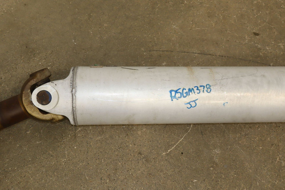2005 GMC Sierra 2500 Aluminum Rear Drive Shaft