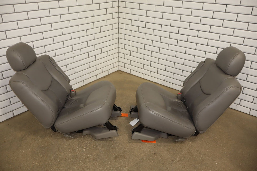 2005 GMC Yukon Denali SWB 2nd Row Captains Chairs Stone Gray