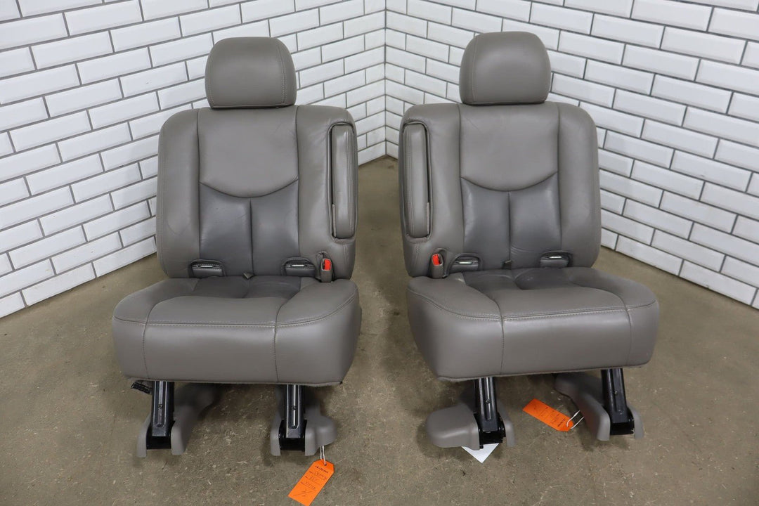2005 GMC Yukon Denali SWB 2nd Row Captains Chairs Stone Gray