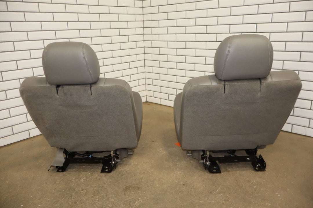 2005 GMC Yukon Denali SWB 2nd Row Captains Chairs Stone Gray