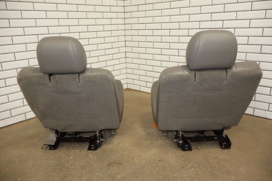 2005 GMC Yukon Denali SWB 2nd Row Captains Chairs Stone Gray