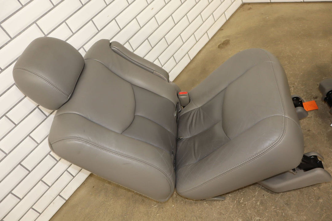 2005 GMC Yukon Denali SWB 2nd Row Captains Chairs Stone Gray