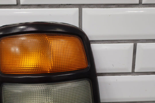 2005 GMC Yukon GMT800 Tail Light Set Left Right OEM