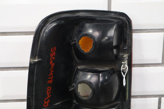 2005 GMC Yukon GMT800 Tail Light Set Left Right OEM