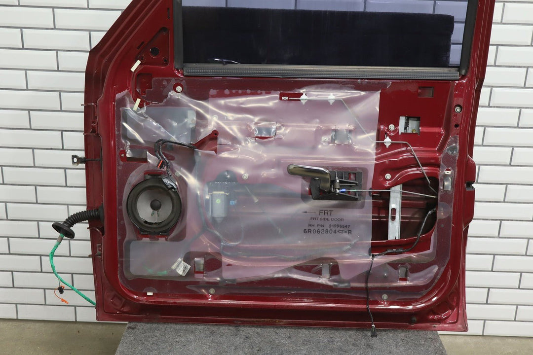 2005 GMC Yukon Right Front Door Red 63U 15017224