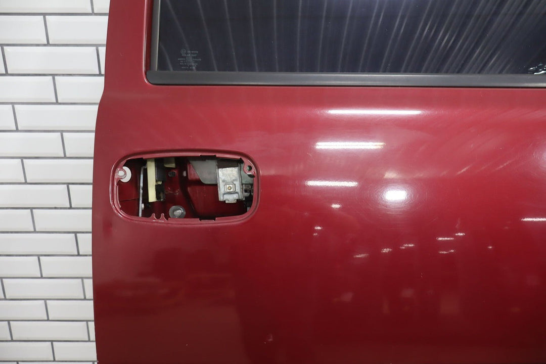 2005 GMC Yukon Right Front Door Red 63U 15017224