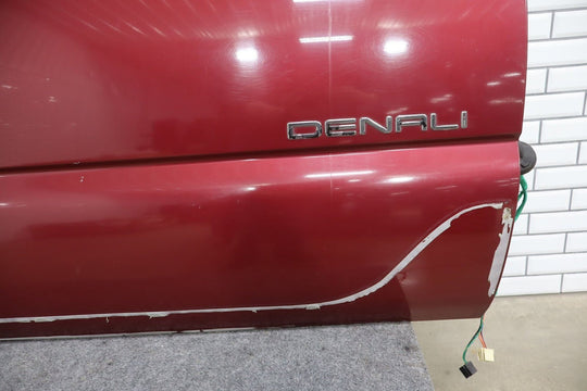 2005 GMC Yukon Right Front Door Red 63U 15017224