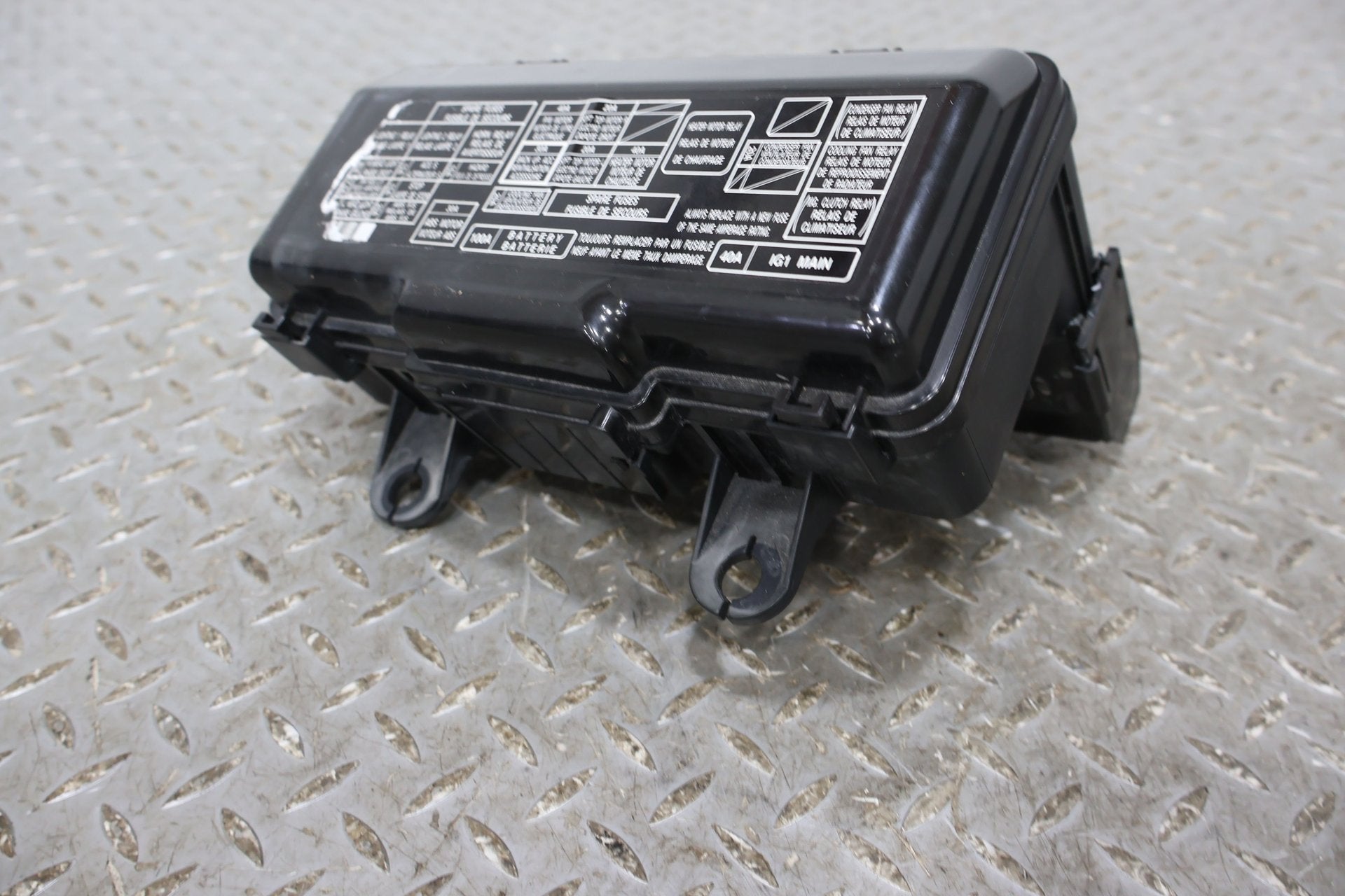 2005 Honda S2000- Engine Fuse Box