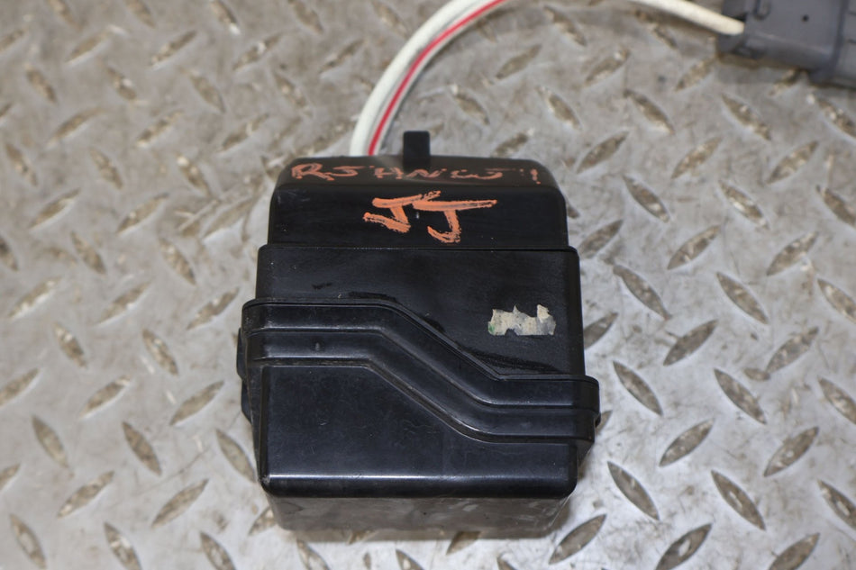 2005 Honda S2000- Engine Fuse Box