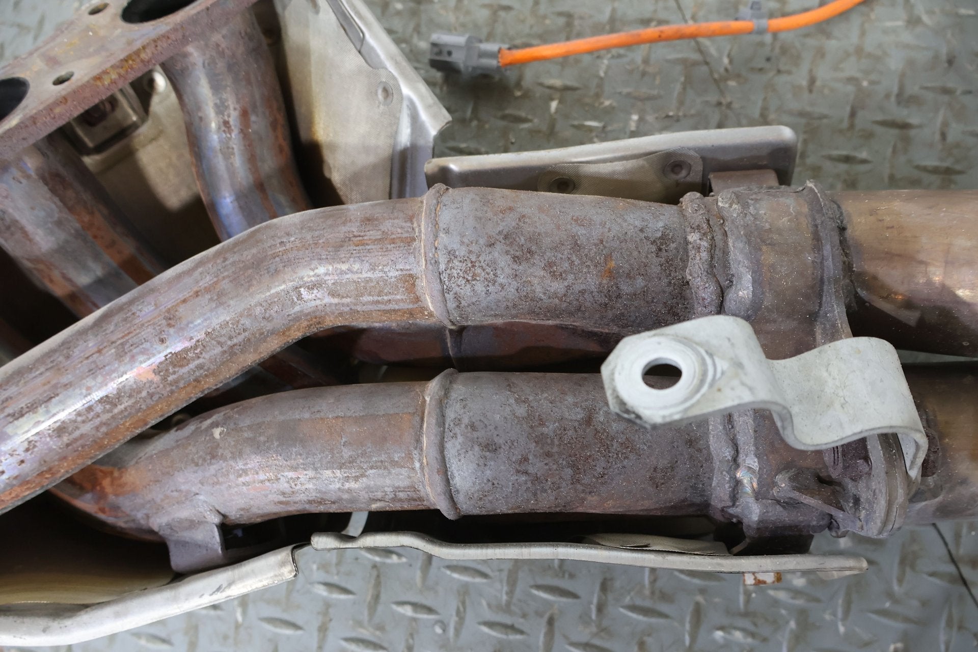 2005 Honda S2000- Exhaust Manifold
