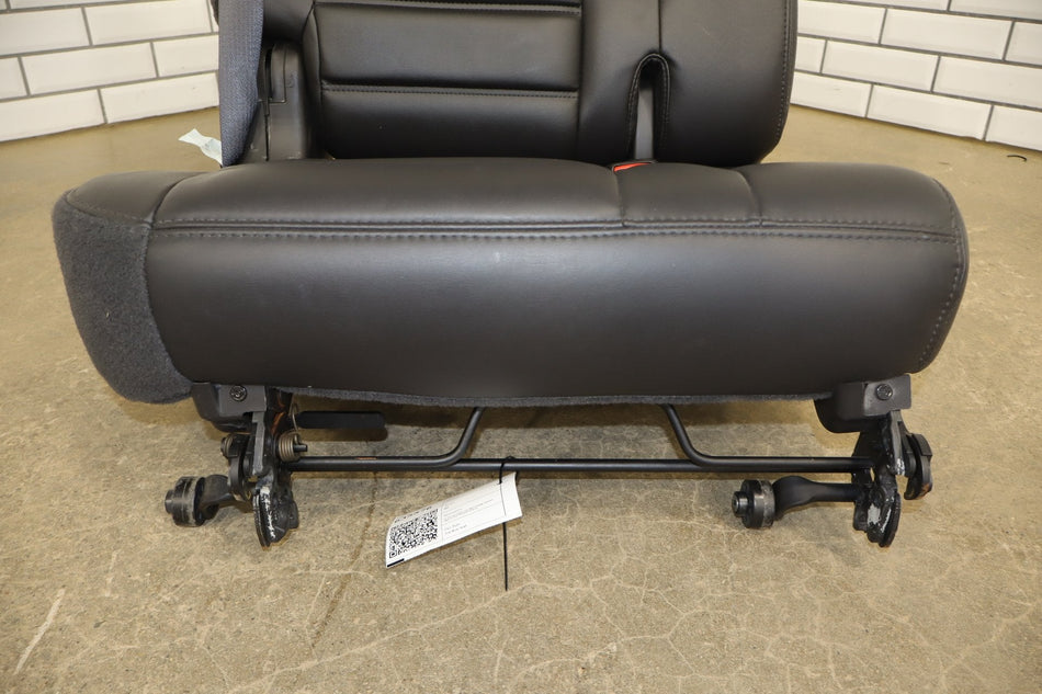 2005 Hummer H2 3rd Row Seat