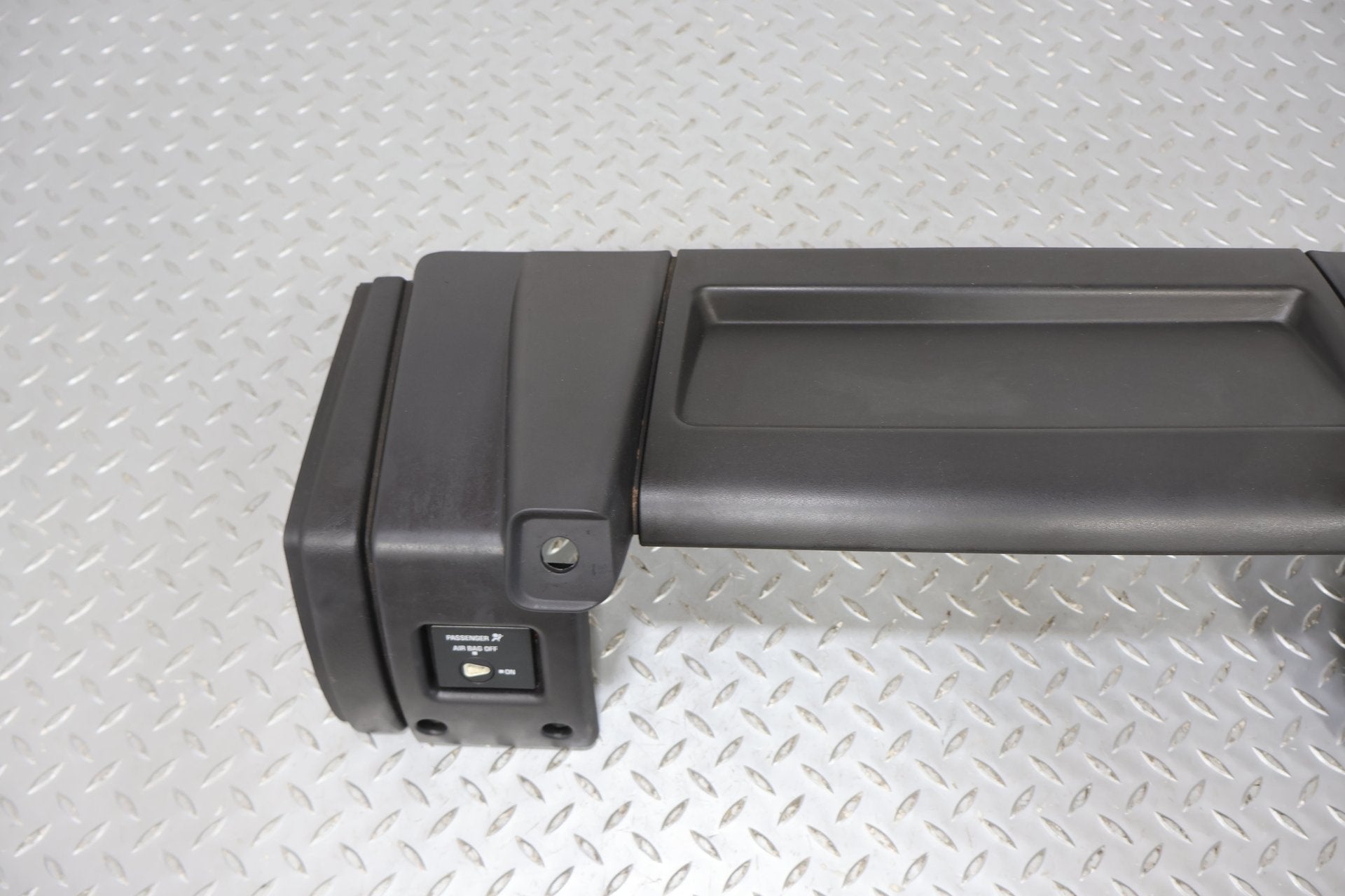 2005 Hummer H2- Dash Vent