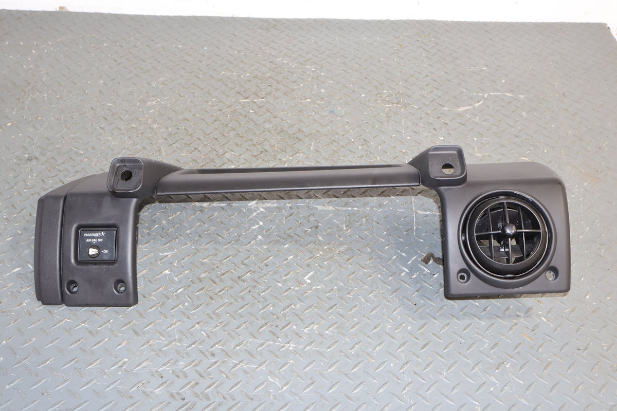 2005 Hummer H2- Dash Vent