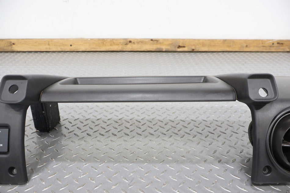 2005 Hummer H2- Dash Vent