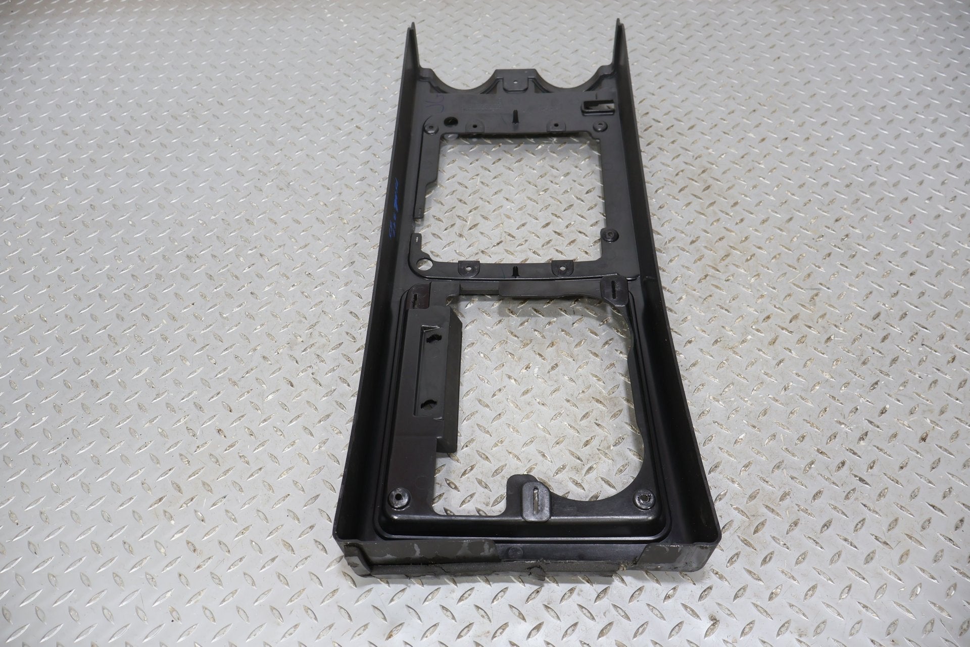 2005 Hummer H2- Front Console