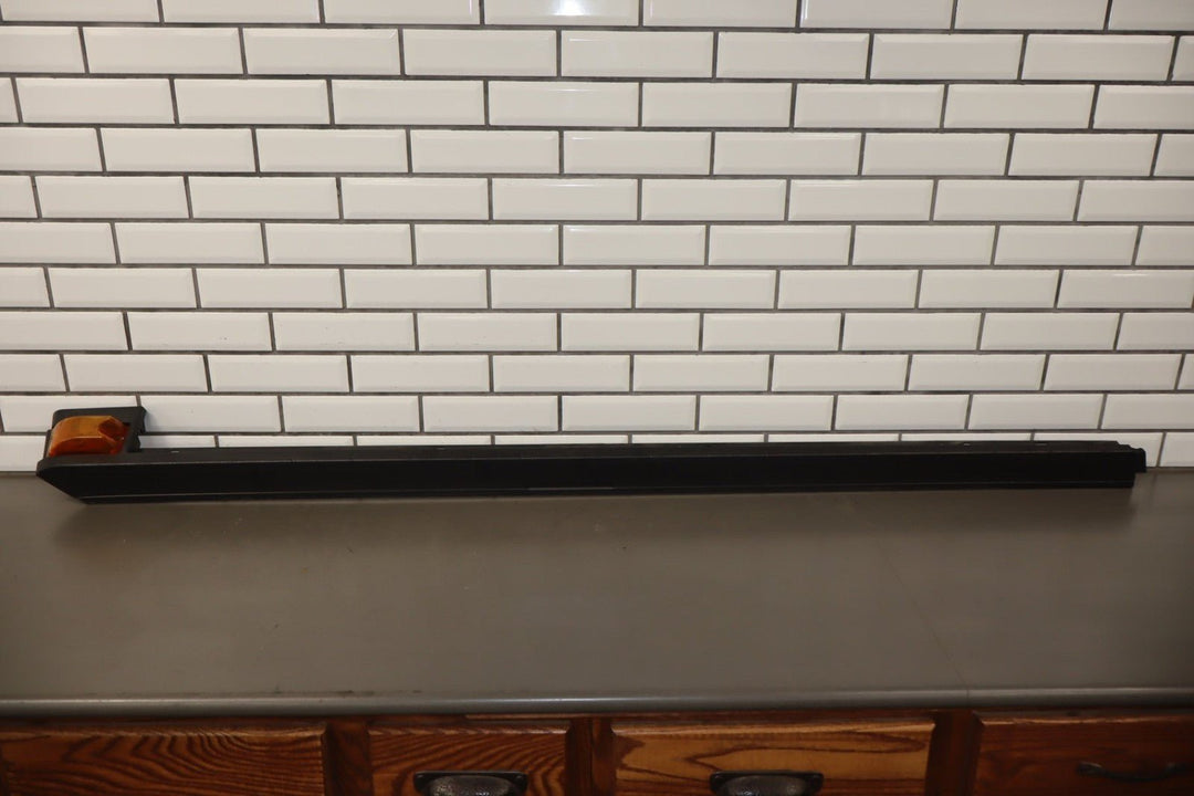 2005 Hummer H2 Left Front Roof Molding