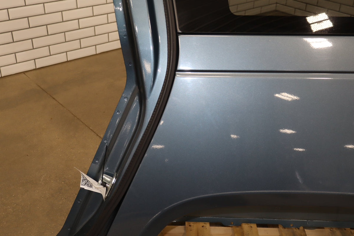 2005 Hummer H2 Left Quarter Panel