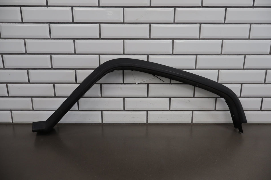 2005 Hummer H2 Left Rear Wheel Arch Moulding Stealth Gray 46