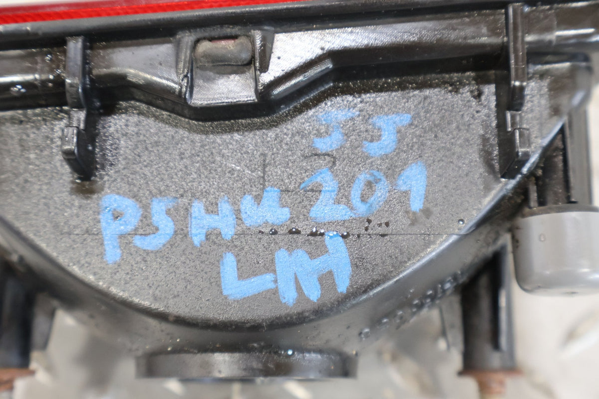 2005 Hummer H2- Left Tail Light