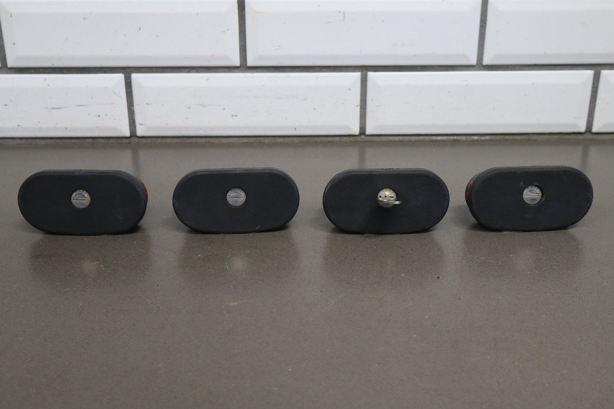 2005 Hummer H2 Luggage Rack End Caps (4)