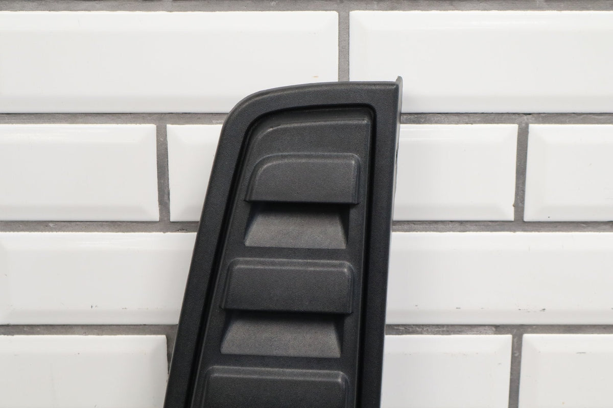 2005 Hummer H2 Pair - Tail Lamp Garish