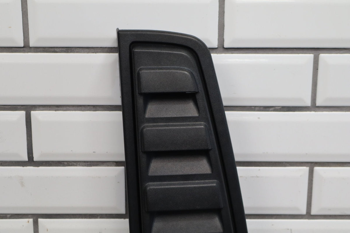 2005 Hummer H2 Pair - Tail Lamp Garish
