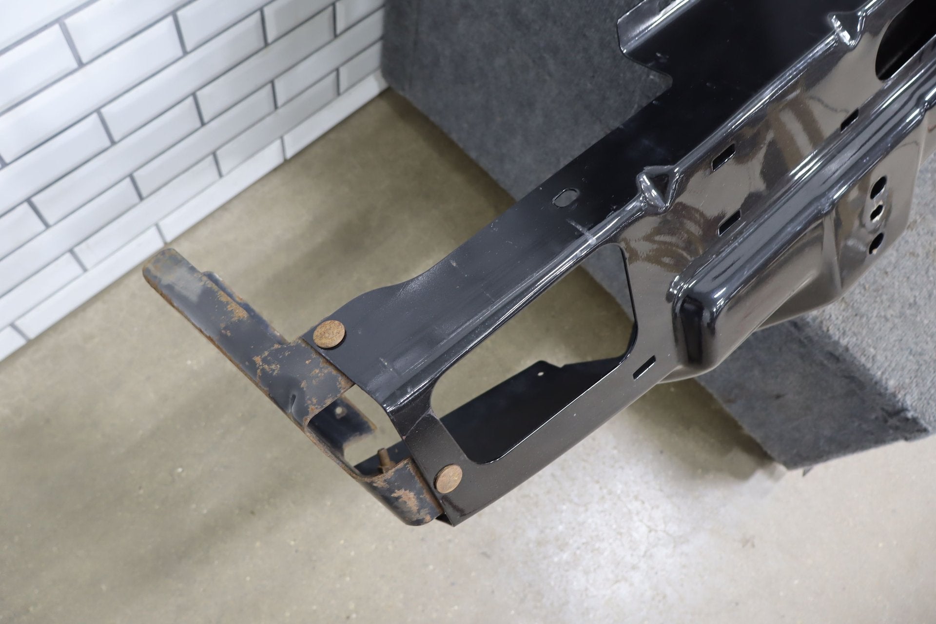 2005 Hummer H2 Rear Bumper with External Spare Tire Carrier
