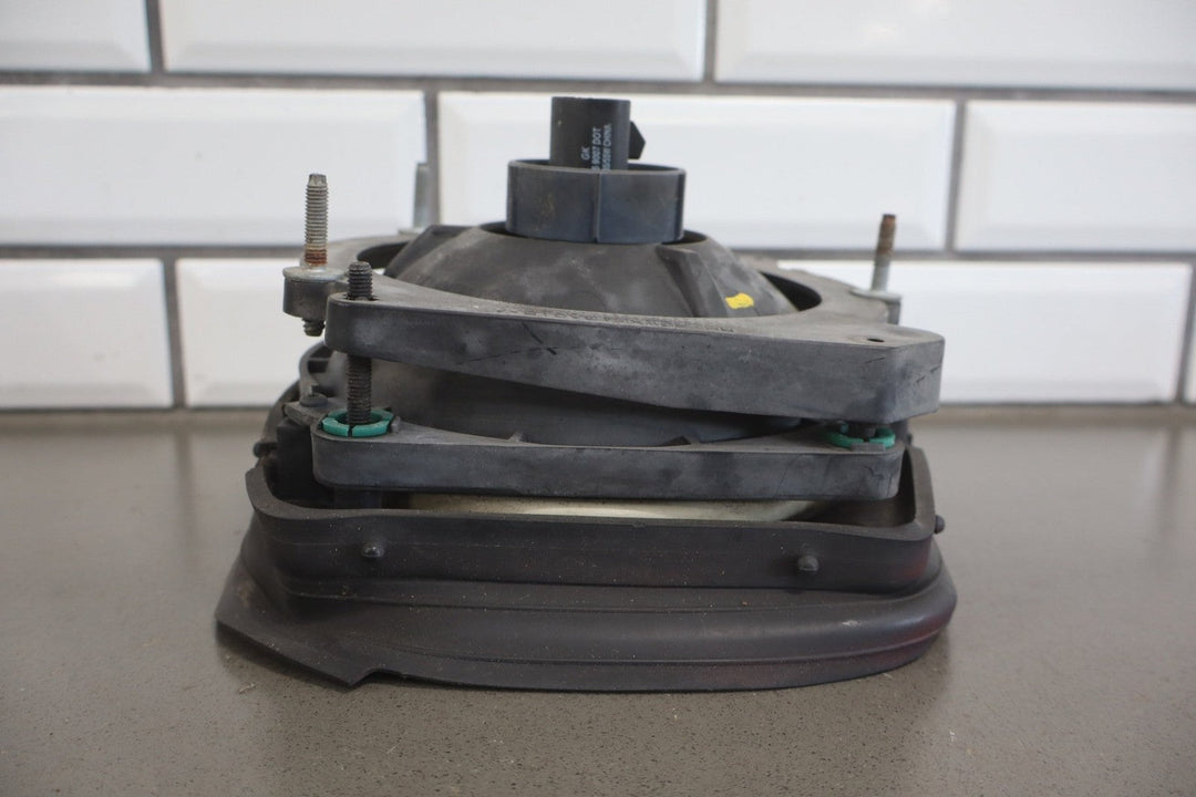 2005 Hummer H2 Right Headlamp W/Turn Signal OEM *Hazy*