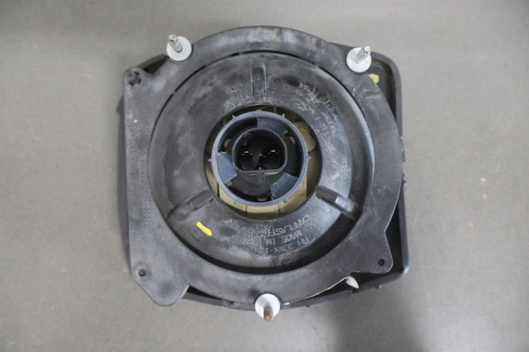 2005 Hummer H2 Right Headlamp W/Turn Signal OEM *Hazy*