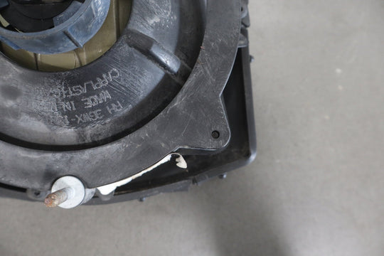 2005 Hummer H2 Right Headlamp W/Turn Signal OEM *Hazy*