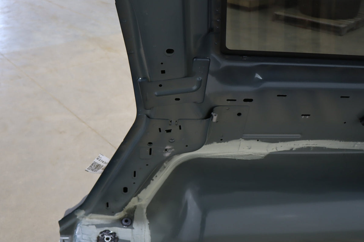 2005 Hummer H2 Right Quarter Panel