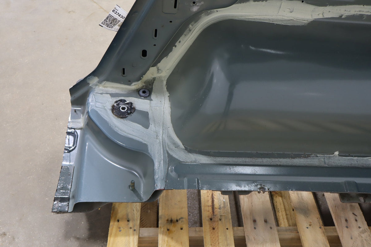 2005 Hummer H2 Right Quarter Panel