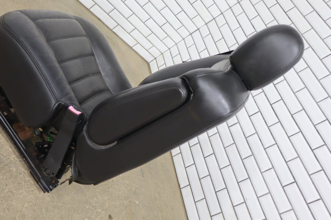 2005 Hummer H2 Single Passenger Right Front Seat Leather Ebony 482