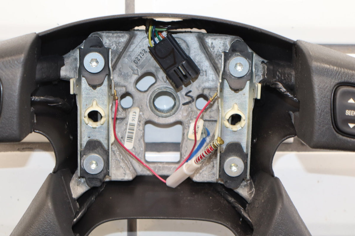 2005 Hummer H2 Steering Wheel