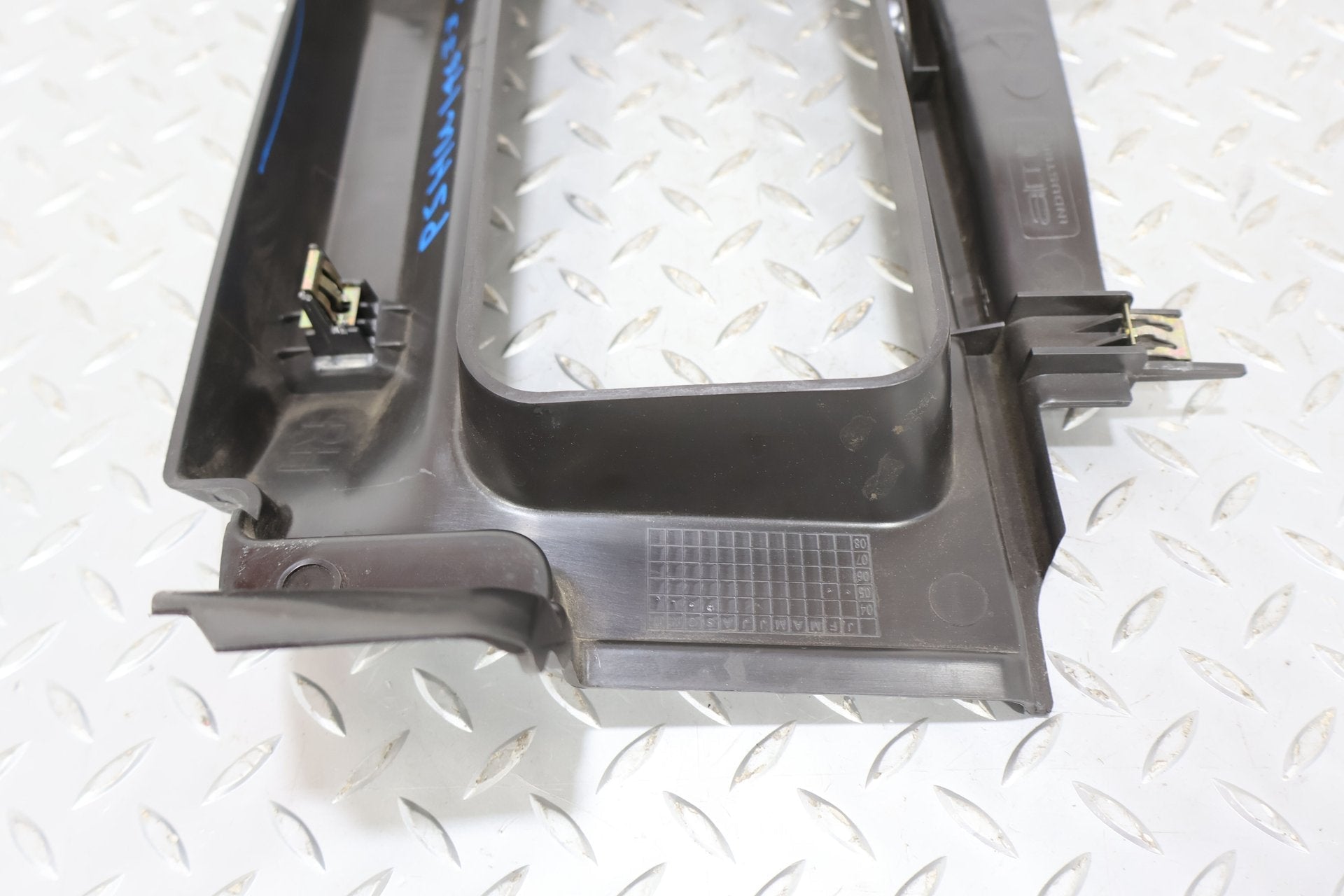 2005 Hummer H2- Trim Panel