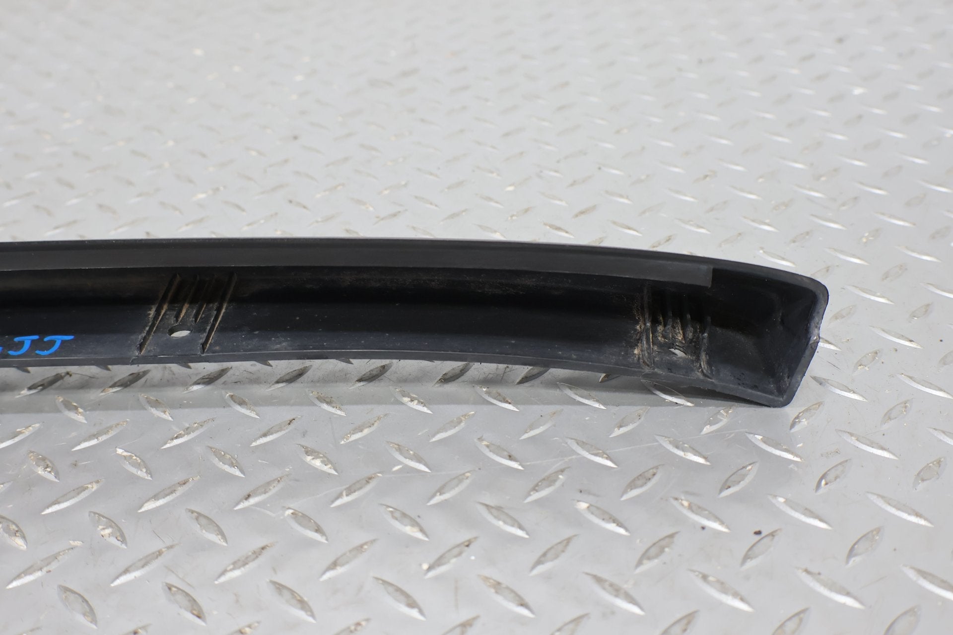 2005 Hummer H2- Wheel Arch Flare