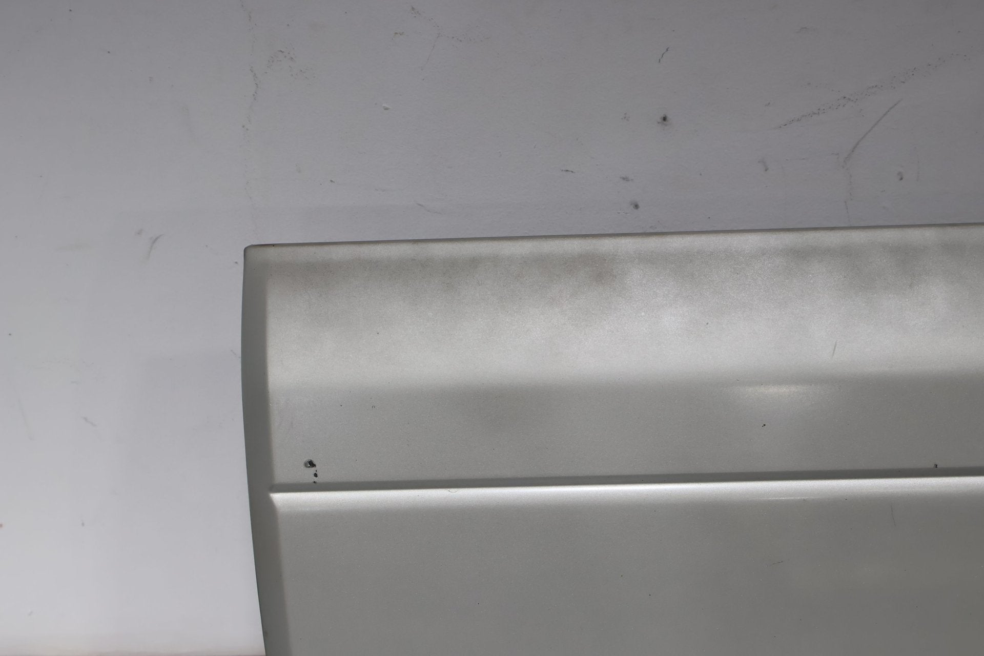 2005 Lexus GX470- REAR DOOR MOULDING