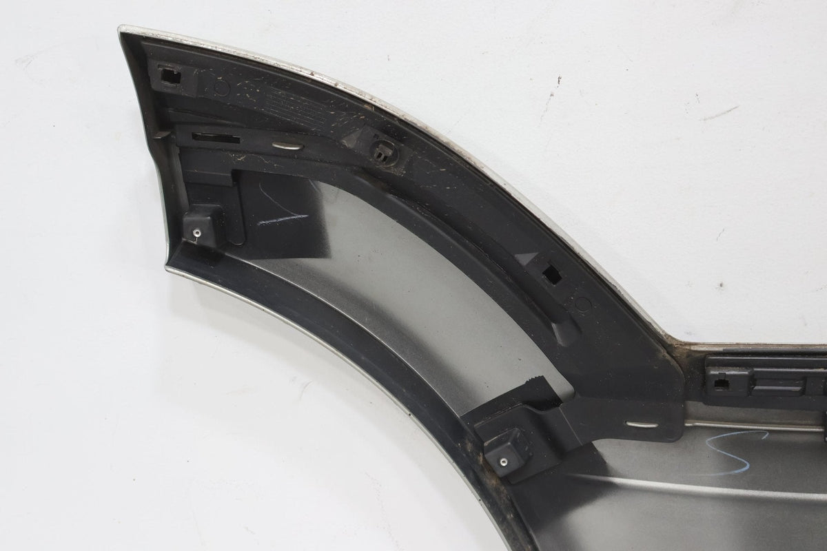 2005 Lexus GX470- REAR DOOR MOULDING