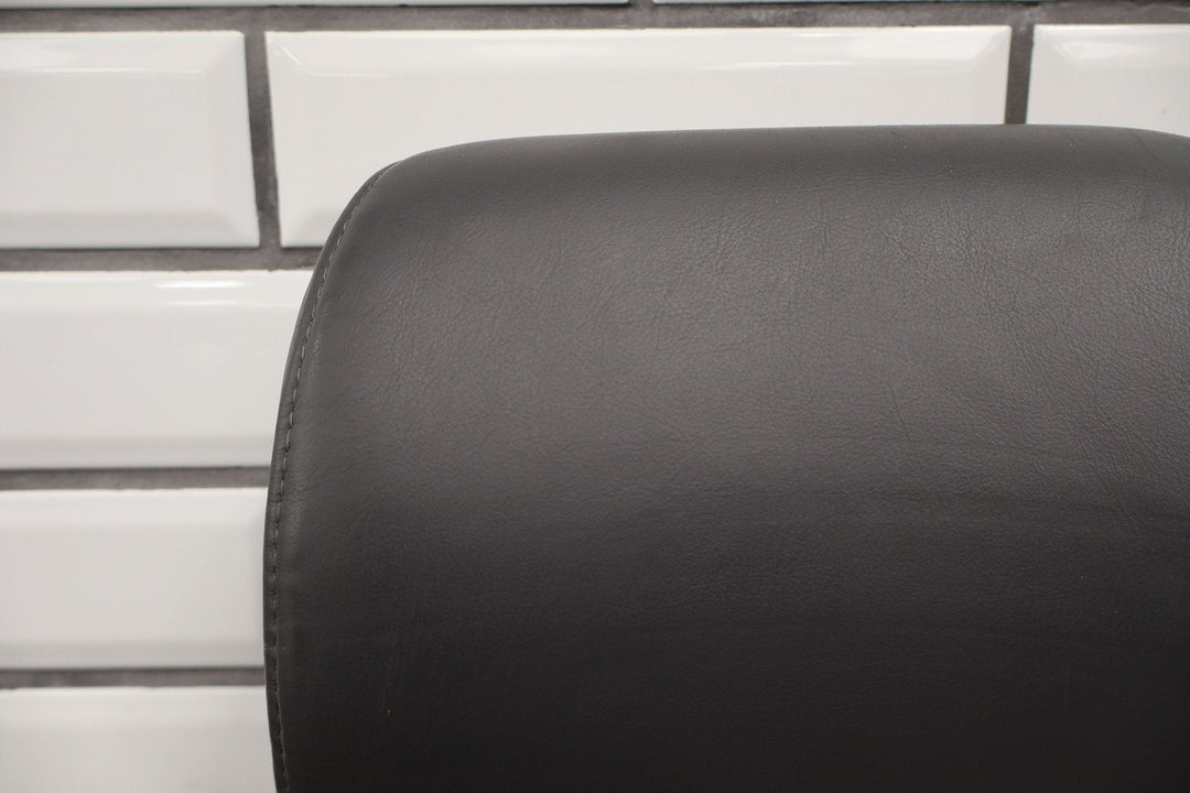 2005 Lexus GX470 RH Right Passenger REAR Headrest ONLY