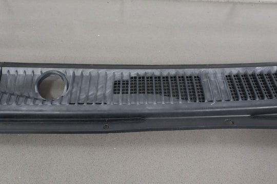 2005 Lexus LX470 / Land Cruiser 2 - Piece Cowl Vent Panel