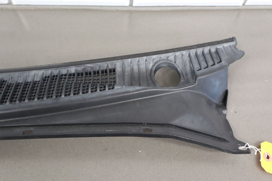 2005 Lexus LX470 / Land Cruiser 2 - Piece Cowl Vent Panel