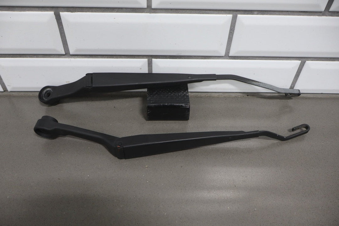 2005 Mazda MX - 5 Miata Mazdaspeed Wiper Arm Pair